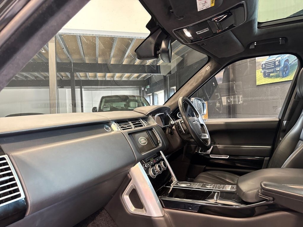 USED 2016 66 LAND ROVER RANGE ROVER 4.4 SD V8 Autobiography SUV 5dr Diesel Auto 4WD Euro 6 (s/s) (339 ps) MASSAGE SEAT|MERIDIAN SURROUND