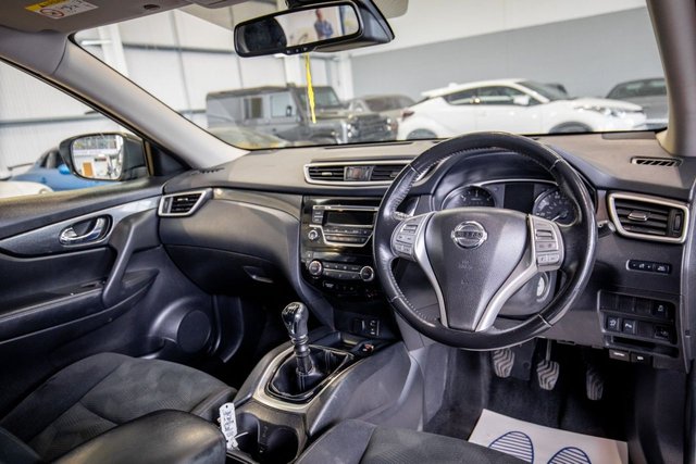 2016 Nissan X-Trail 1.6L Acenta 5dr - Photo 2