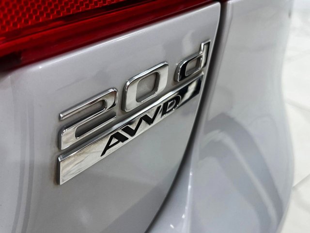 2016 Jaguar Xe 2L R-Sport 4dr - Photo 12