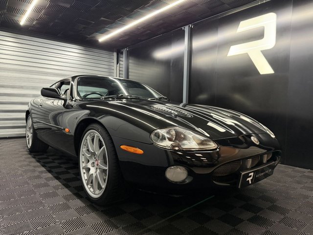 2002 02 Jaguar Xkr 4.0 100 Limited Edition Coupe 2dr Petrol Automatic (305 g/km, 370 bhp)