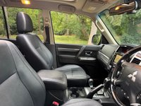 USED 2015 15 MITSUBISHI SHOGUN 3.2 DI-DC SG3 SUV 5dr Diesel Auto 4WD Euro 5 LWB (197 ps) 