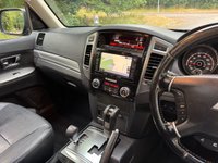 USED 2015 15 MITSUBISHI SHOGUN 3.2 DI-DC SG3 SUV 5dr Diesel Auto 4WD Euro 5 LWB (197 ps) 