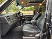 USED 2015 15 MITSUBISHI SHOGUN 3.2 DI-DC SG3 SUV 5dr Diesel Auto 4WD Euro 5 LWB (197 ps) 