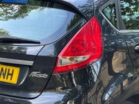 USED 2010 59 FORD FIESTA 1.4 TDCi Zetec Hatchback 5dr Diesel Manual (110 g/km, 67 bhp) 
