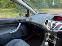 USED 2010 59 FORD FIESTA 1.4 TDCi Zetec Hatchback 5dr Diesel Manual (110 g/km, 67 bhp) 