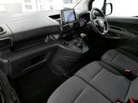 USED 2022 22 VAUXHALL COMBO L2 1.5 TURBO D 100 BHP 2300 LONG DYNAMIC EDITION ( SAT NAV ) 1 OWNER | SAT NAV | 3 SEATS | L2 LONG !