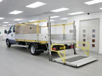 USED 2019 19 IVECO DAILY 70C18 3.0 D 180 BHP X-XLWB 7 SEATER CREWCAB DROPSIDE ( TAIL-LIFT ) 1 OWNER | AIR CON | TAIL-LIFT | 7 SEATS | DRW SPEC