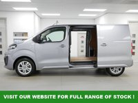 USED 2022 72 VAUXHALL VIVARO 3100 2.0 TURBO D 145 BHP SWB ELITE EDITION 6DR ( SAT NAV ) 1 OWNER | SAT NAV | 3100 WEIGHT | ELITE !