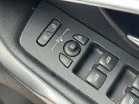 USED 2016 66 VOLVO V40 2.0 D2 Inscription Hatchback 5dr Diesel Manual Euro 6 (s/s) (120 ps) 