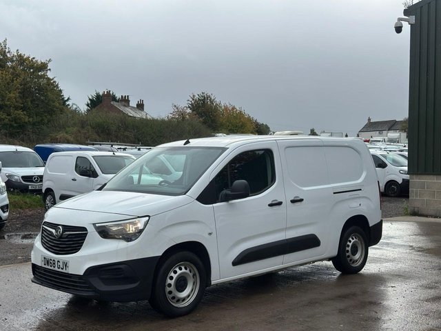 2019 VAUXHALL COMBO - Photo 7