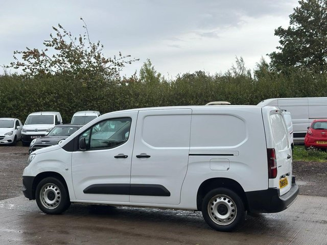 2019 VAUXHALL COMBO - Photo 10