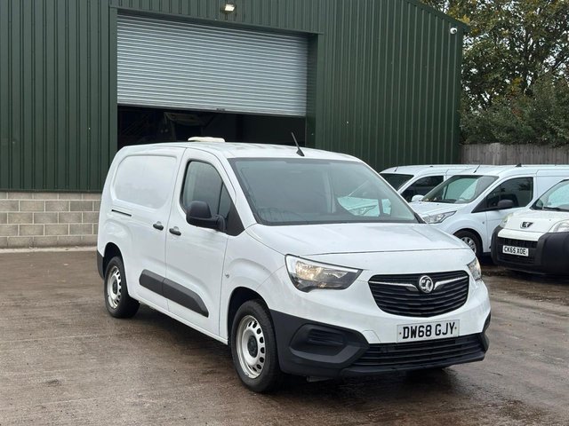 2019 VAUXHALL COMBO - Photo 2