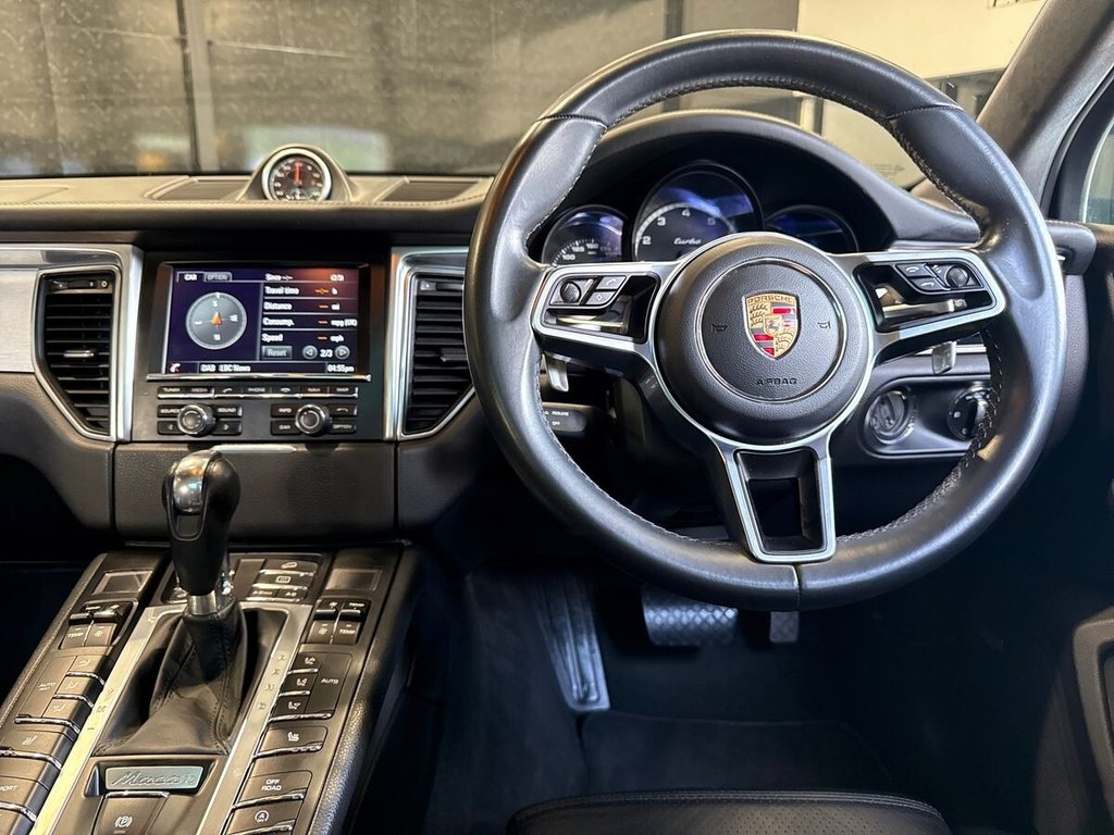 USED 2014 K PORSCHE MACAN 3.6T V6 Turbo SUV 5dr Petrol PDK 4WD Euro 6 (s/s) (400 ps) PANORAMIC ROOF|APPLE CARPLAY