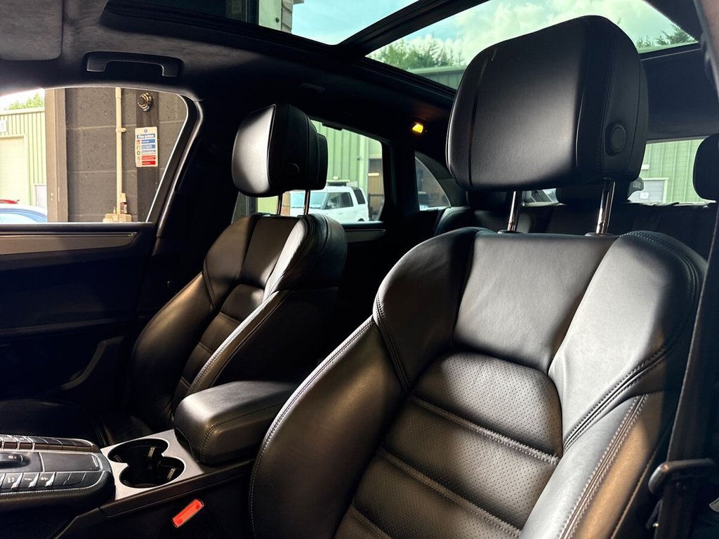 USED 2014 K PORSCHE MACAN 3.6T V6 Turbo SUV 5dr Petrol PDK 4WD Euro 6 (s/s) (400 ps) PANORAMIC ROOF|APPLE CARPLAY