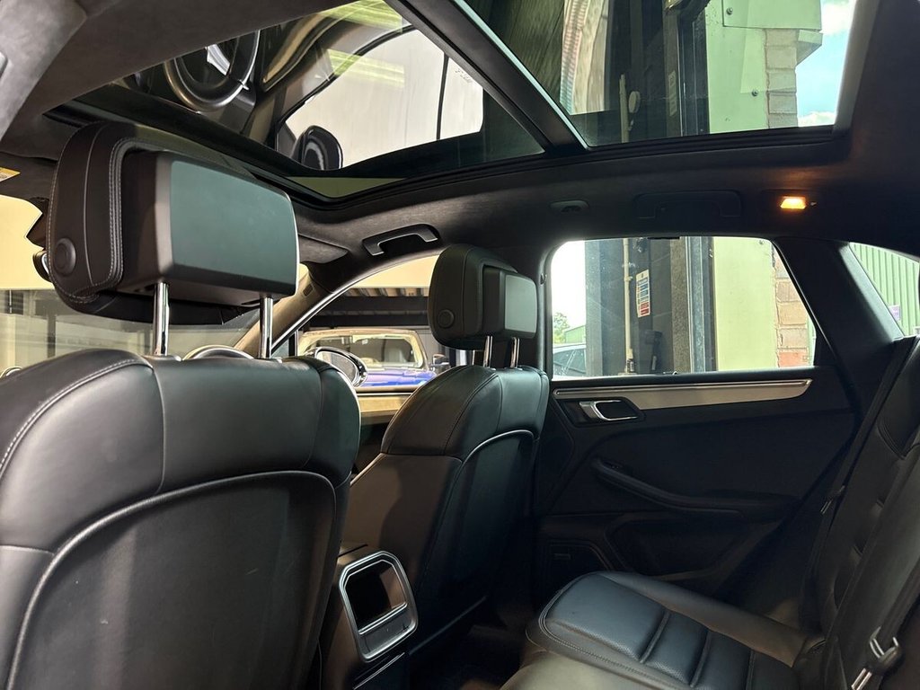 USED 2014 K PORSCHE MACAN 3.6T V6 Turbo SUV 5dr Petrol PDK 4WD Euro 6 (s/s) (400 ps) PANORAMIC ROOF|APPLE CARPLAY