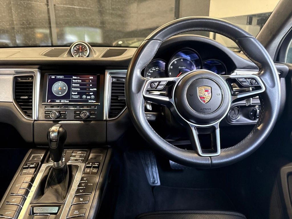 USED 2014 K PORSCHE MACAN 3.6T V6 Turbo SUV 5dr Petrol PDK 4WD Euro 6 (s/s) (400 ps) PANORAMIC ROOF|APPLE CARPLAY