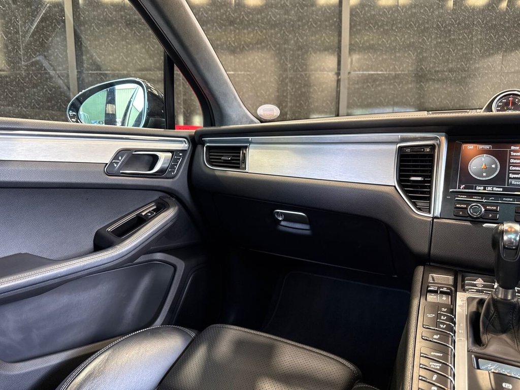 USED 2014 K PORSCHE MACAN 3.6T V6 Turbo SUV 5dr Petrol PDK 4WD Euro 6 (s/s) (400 ps) PANORAMIC ROOF|APPLE CARPLAY