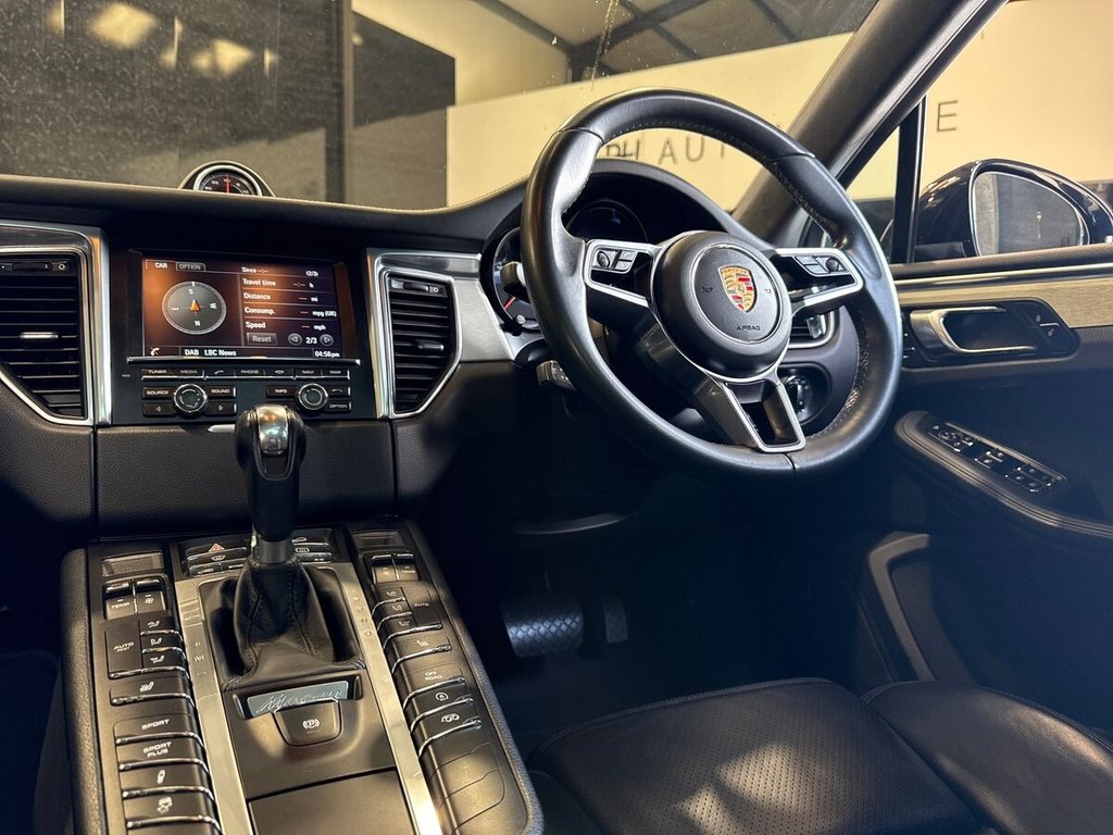 USED 2014 K PORSCHE MACAN 3.6T V6 Turbo SUV 5dr Petrol PDK 4WD Euro 6 (s/s) (400 ps) PANORAMIC ROOF|APPLE CARPLAY