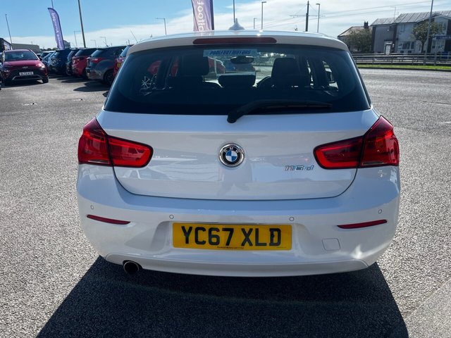 2017 BMW 1 SERIES - Photo 5