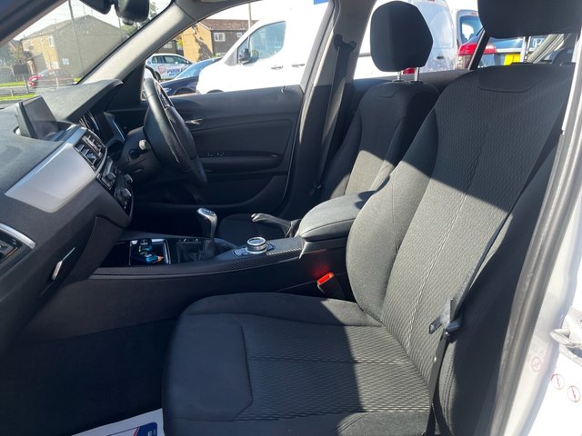 2017 BMW 1 SERIES - Photo 9