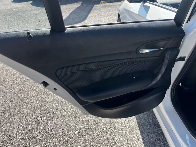 2017 BMW 1 SERIES - Photo 12