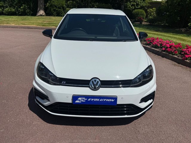 View our VOLKSWAGEN GOLF