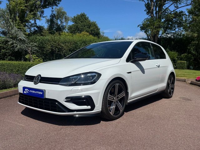 View our VOLKSWAGEN GOLF