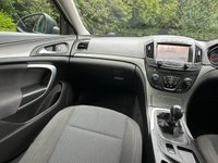 USED 2015 15 VAUXHALL INSIGNIA 2.0 CDTi Design Nav Hatchback 5dr Diesel Manual Euro 5 (130 ps) CRUISE CONTROL, BLUETOOTH, ALLOYS