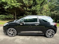 USED 2017 67 DS AUTOMOBILES DS 3 1.2 PureTech Connected Chic Hatchback 3dr Petrol Manual Euro 6 (82 ps) Sat Nav, Bluetooth, DAB