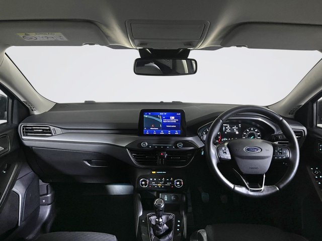 2020 Ford Focus 1L Titanium X 5dr - Photo 3