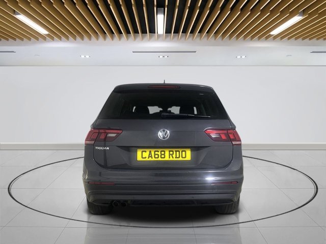 2018 Volkswagen Tiguan 2L SE Navigation 5dr - Photo 7