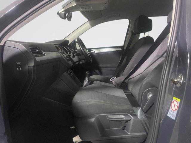 2018 Volkswagen Tiguan 2L SE Navigation 5dr - Photo 12