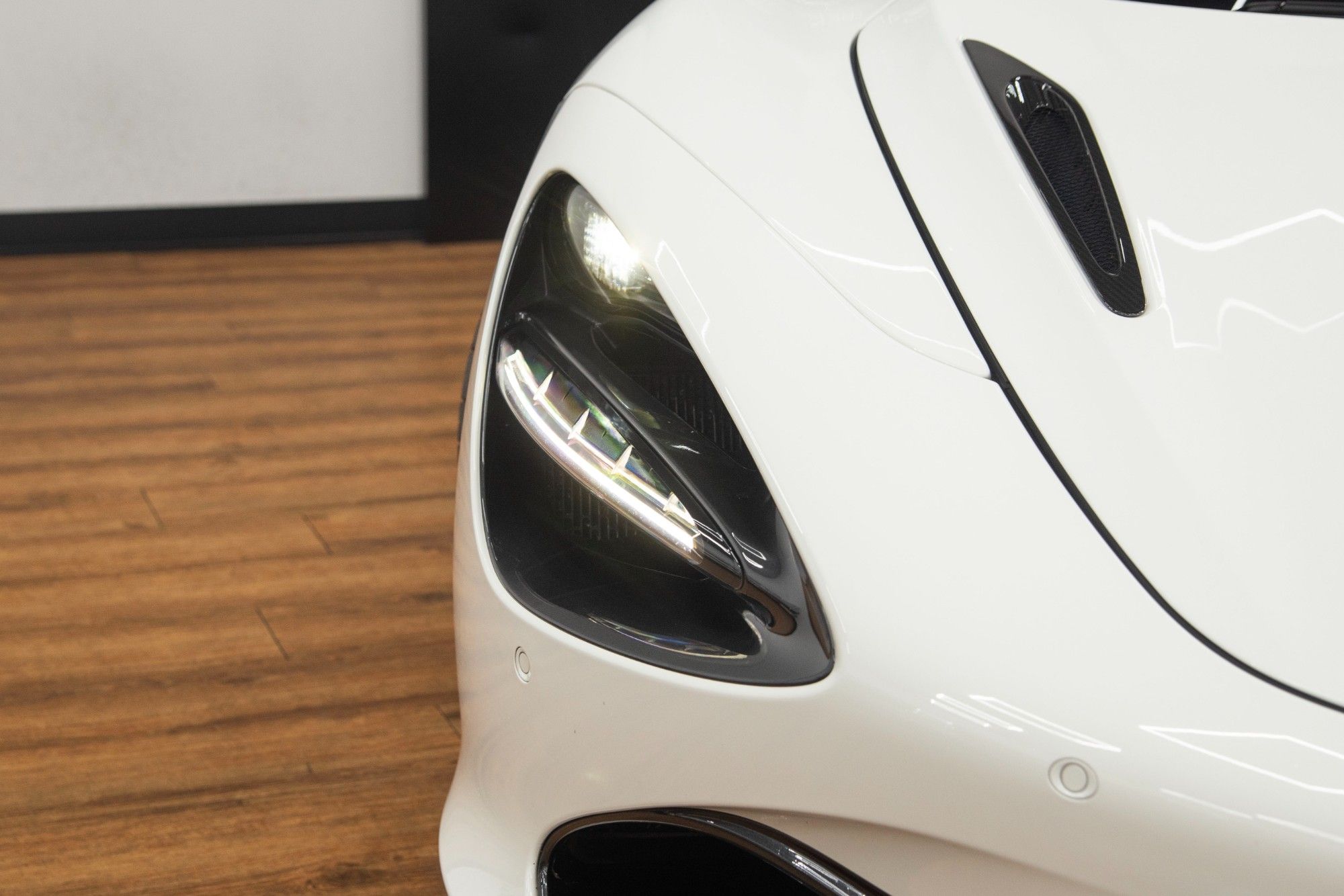 USED 2018 67 MCLAREN 720S 4.0T V8 Coupe  