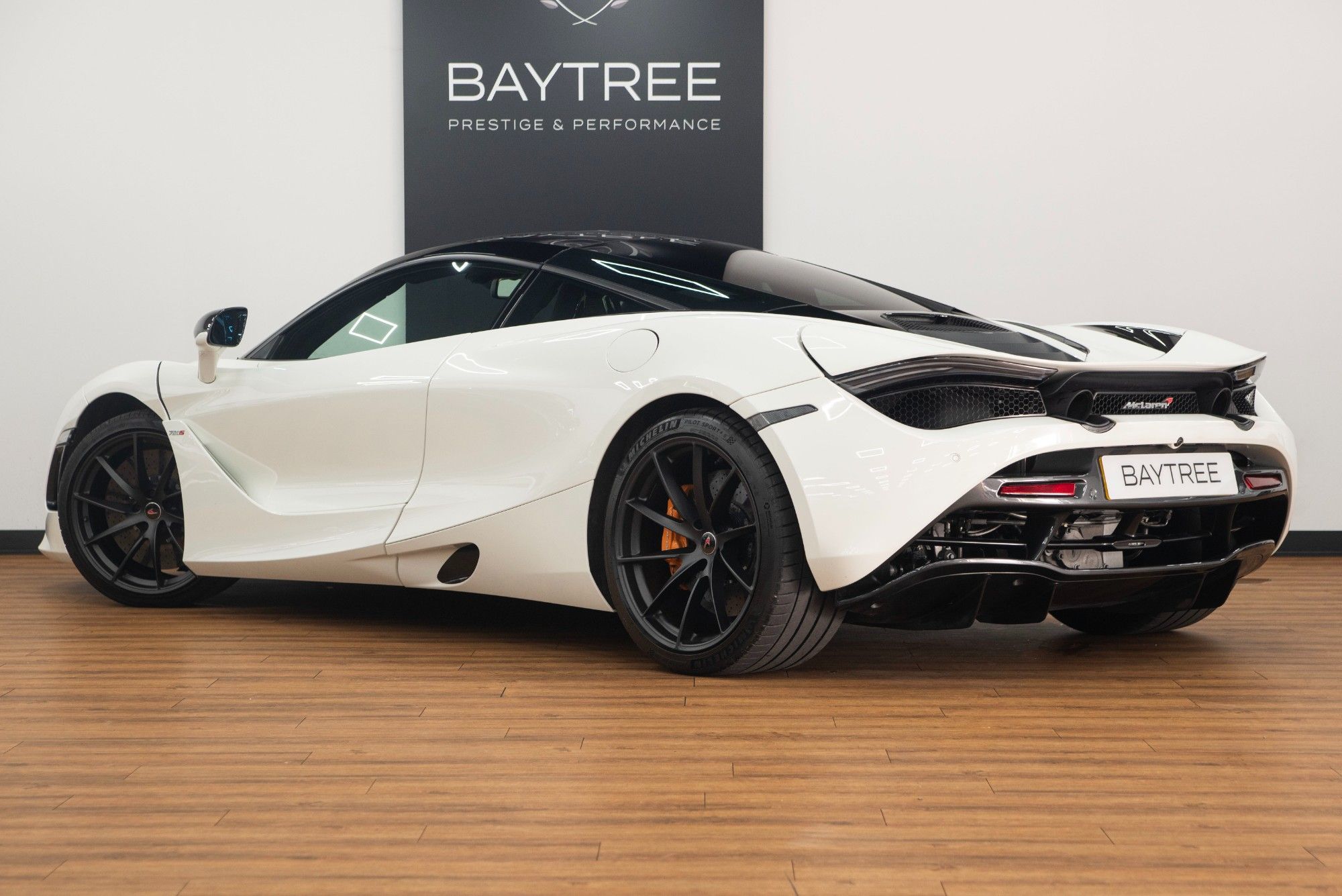 USED 2018 67 MCLAREN 720S 4.0T V8 Coupe  