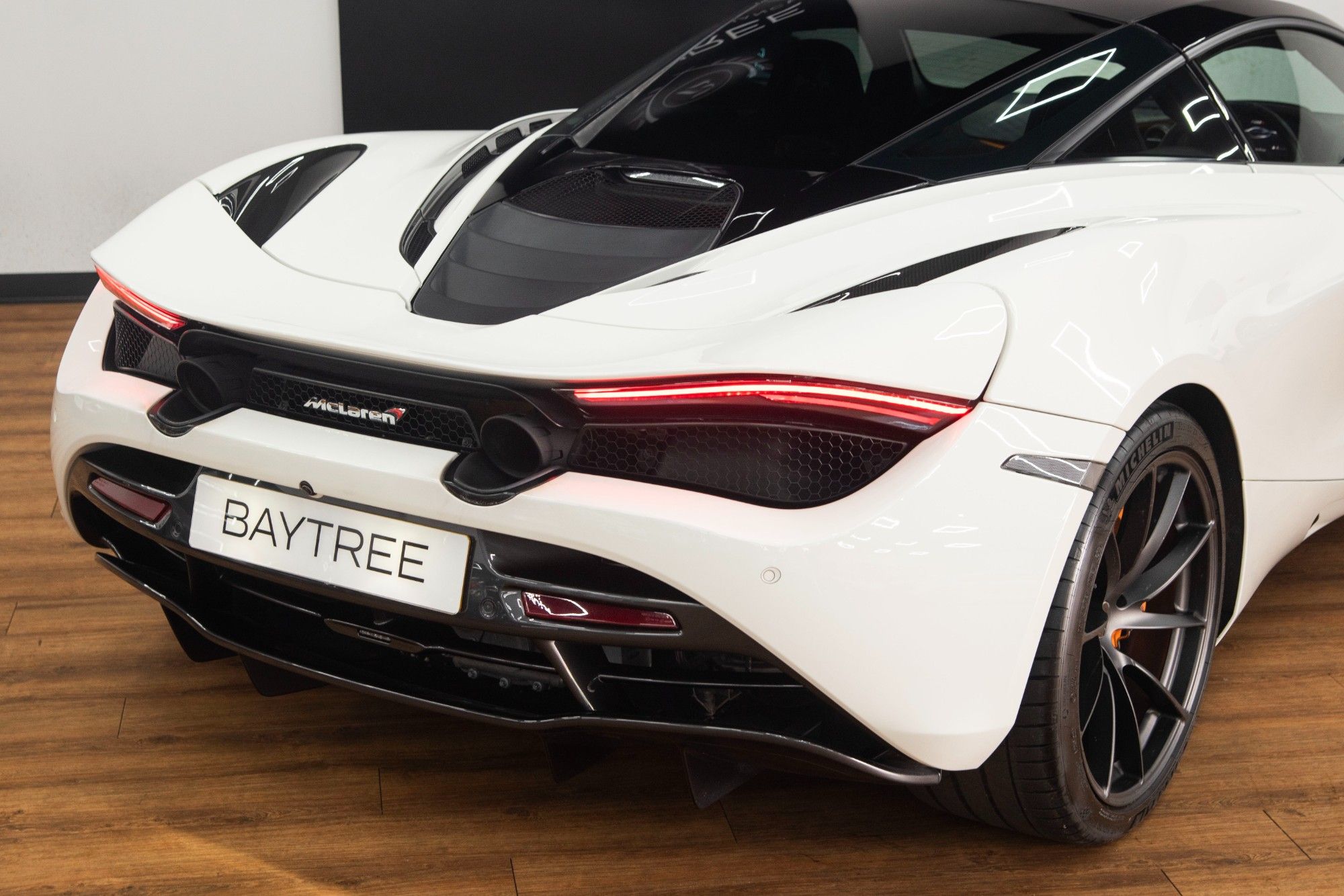 USED 2018 67 MCLAREN 720S 4.0T V8 Coupe  