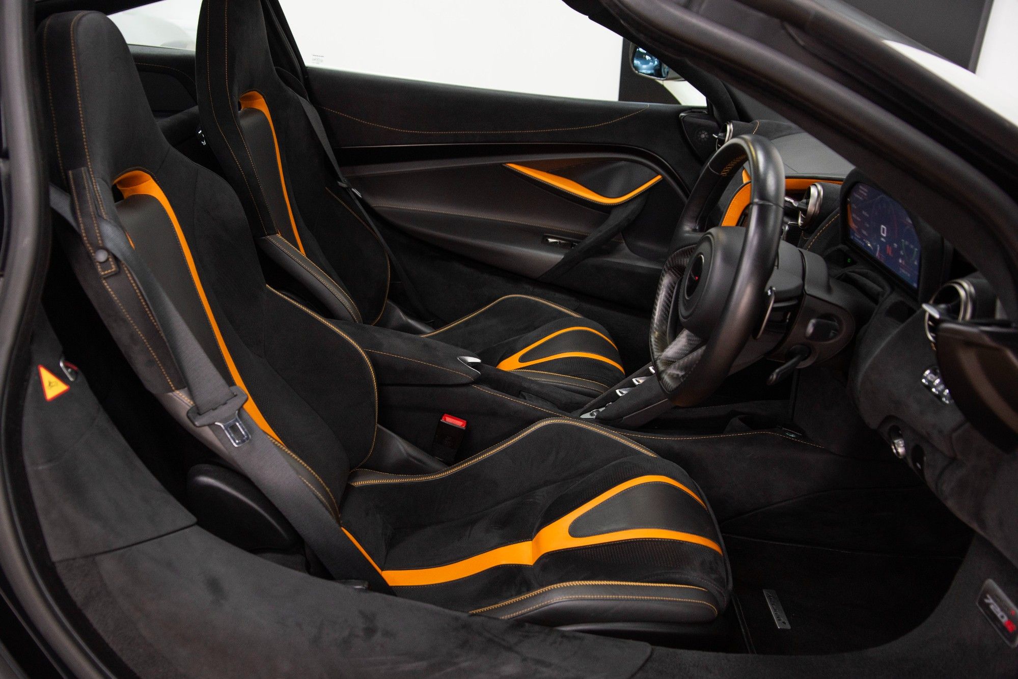 USED 2018 67 MCLAREN 720S 4.0T V8 Coupe  