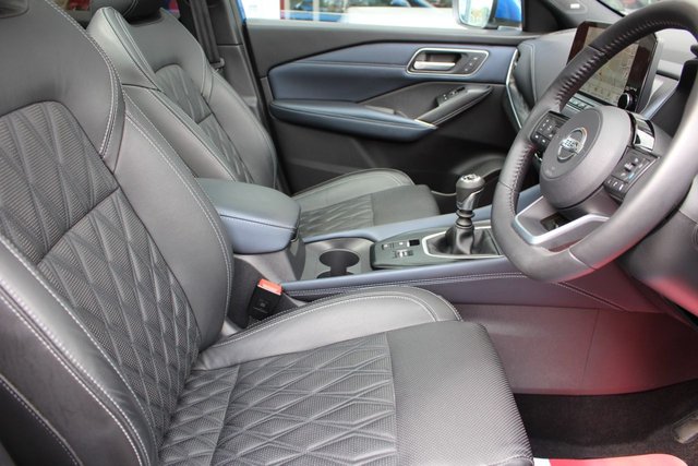 2021 NISSAN QASHQAI 1.3 DIG-T MHEV Tekna+ SUV 5dr Petrol Hybrid Manual Euro 6 (s/s) (158 ps) - Photo 12