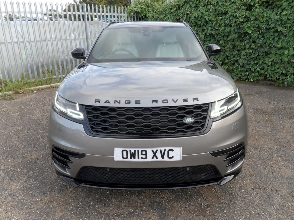 USED 2019 19 LAND ROVER RANGE ROVER VELAR 2.0 D240 R-Dynamic HSE SUV 5dr Diesel Auto 4WD Euro 6 (s/s) (240 ps) SiliconSilver PanRoof MeridianHifi