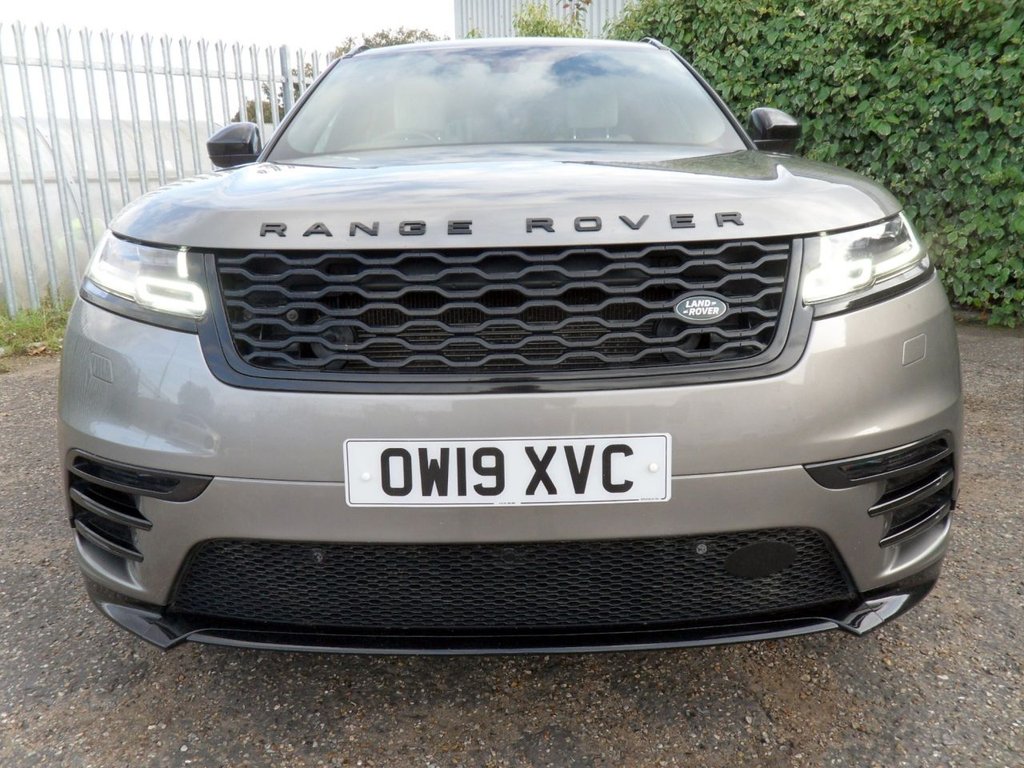 USED 2019 19 LAND ROVER RANGE ROVER VELAR 2.0 D240 R-Dynamic HSE SUV 5dr Diesel Auto 4WD Euro 6 (s/s) (240 ps) SiliconSilver PanRoof MeridianHifi