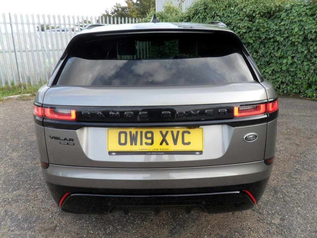 USED 2019 19 LAND ROVER RANGE ROVER VELAR 2.0 D240 R-Dynamic HSE SUV 5dr Diesel Auto 4WD Euro 6 (s/s) (240 ps) SiliconSilver PanRoof MeridianHifi