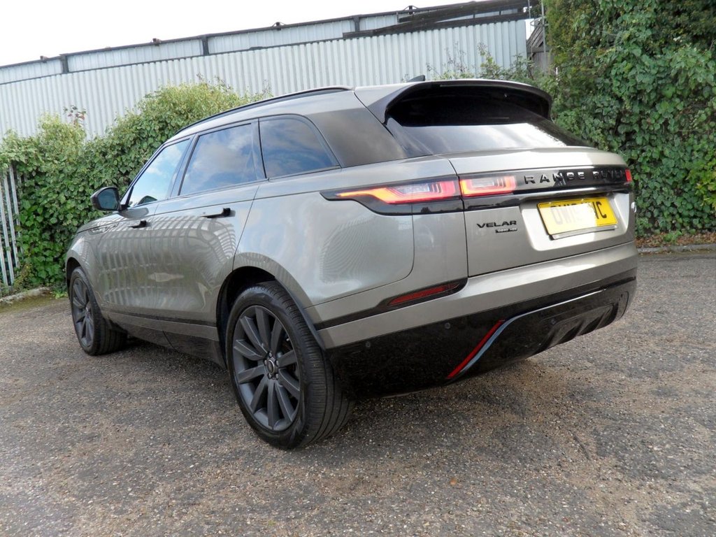 USED 2019 19 LAND ROVER RANGE ROVER VELAR 2.0 D240 R-Dynamic HSE SUV 5dr Diesel Auto 4WD Euro 6 (s/s) (240 ps) SiliconSilver PanRoof MeridianHifi