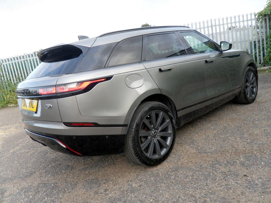 USED 2019 19 LAND ROVER RANGE ROVER VELAR 2.0 D240 R-Dynamic HSE SUV 5dr Diesel Auto 4WD Euro 6 (s/s) (240 ps) SiliconSilver PanRoof MeridianHifi