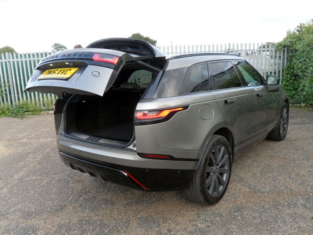 USED 2019 19 LAND ROVER RANGE ROVER VELAR 2.0 D240 R-Dynamic HSE SUV 5dr Diesel Auto 4WD Euro 6 (s/s) (240 ps) SiliconSilver PanRoof MeridianHifi