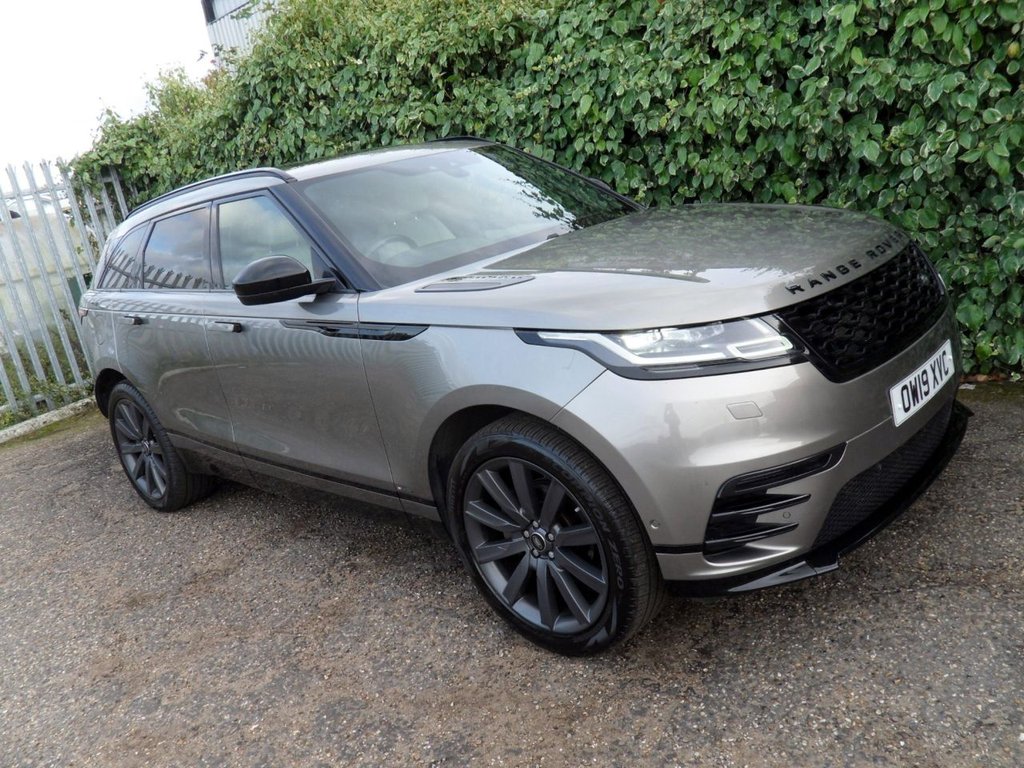 USED 2019 19 LAND ROVER RANGE ROVER VELAR 2.0 D240 R-Dynamic HSE SUV 5dr Diesel Auto 4WD Euro 6 (s/s) (240 ps) SiliconSilver PanRoof MeridianHifi