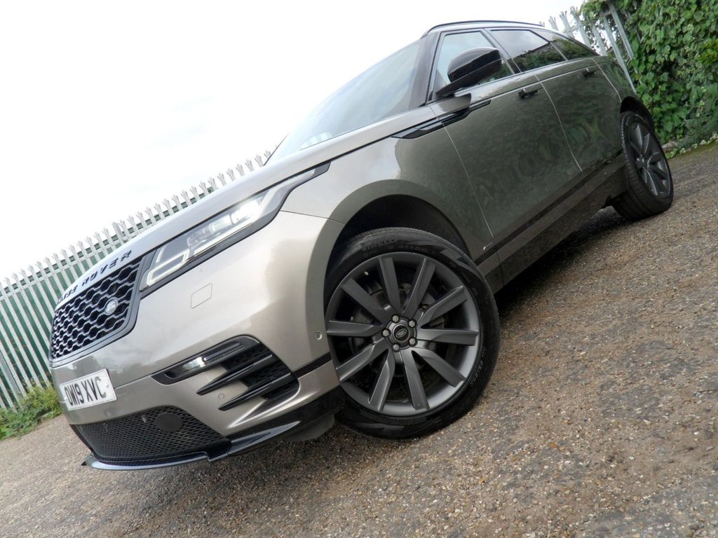 USED 2019 19 LAND ROVER RANGE ROVER VELAR 2.0 D240 R-Dynamic HSE SUV 5dr Diesel Auto 4WD Euro 6 (s/s) (240 ps) SiliconSilver PanRoof MeridianHifi