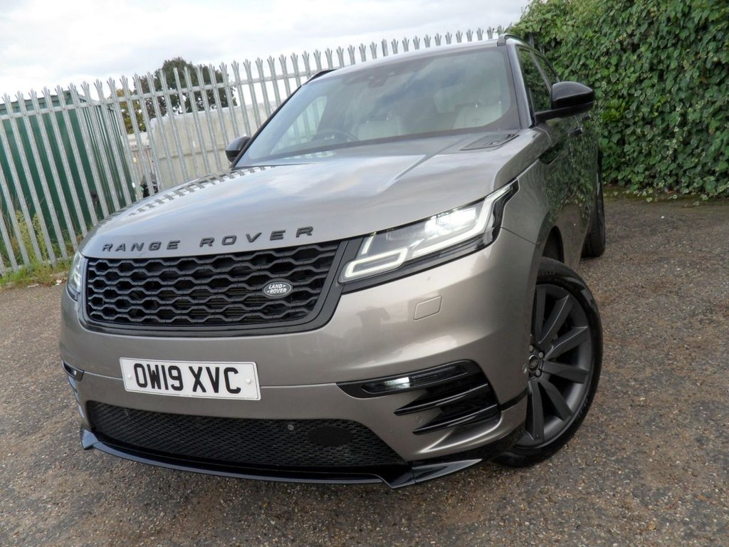 USED 2019 19 LAND ROVER RANGE ROVER VELAR 2.0 D240 R-Dynamic HSE SUV 5dr Diesel Auto 4WD Euro 6 (s/s) (240 ps) SiliconSilver PanRoof MeridianHifi