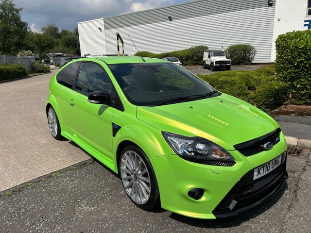 2010 10 Ford Focus 2.5 RS Hatchback 3dr Petrol Manual (225 g/km, 301 bhp)-Superb Example Finished In Ultimate Green-2 Former Keepers-Last Keeper Since June 2012.Original Paint Car-One Of The Best Available Today.