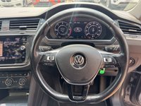 USED 2017 17 VOLKSWAGEN TIGUAN 2.0 TDI SEL SUV 5dr Diesel Manual Euro 6 (s/s) (150 ps) 