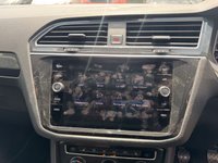 USED 2017 17 VOLKSWAGEN TIGUAN 2.0 TDI SEL SUV 5dr Diesel Manual Euro 6 (s/s) (150 ps) 
