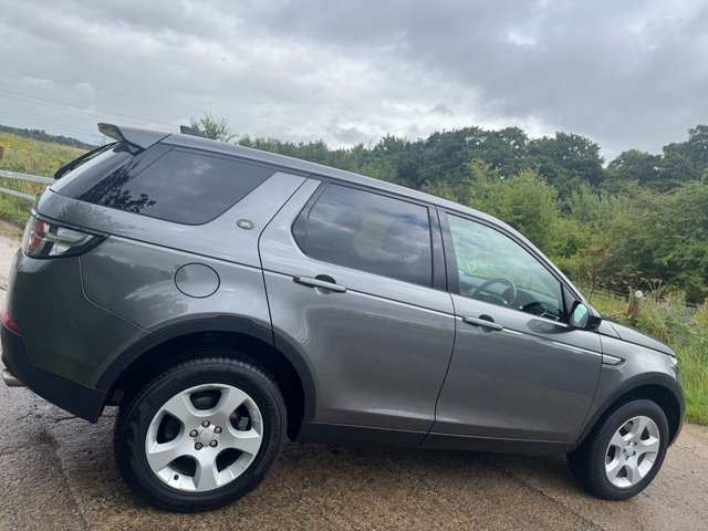 2018 Land Rover Discovery Sport 2L Pure 5dr - Photo 3